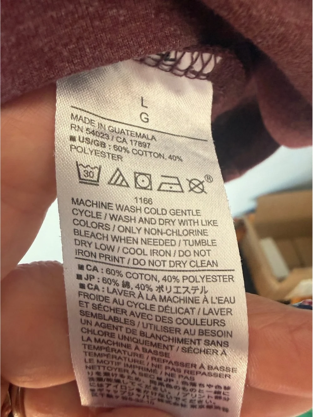 Banana Republic Men's Large Maroon Graphic T-Shirt with Beer Bottle Print, 60% C